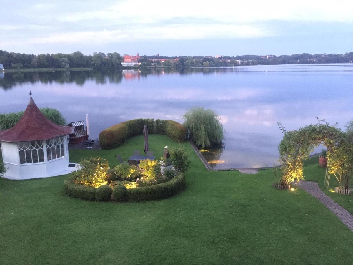 Ferienzimmer Am See 라체부르크 외부 사진